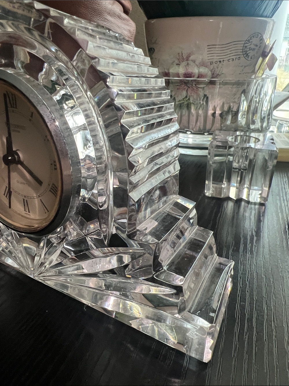 Vintage Waterford Crystal Mantle Clock with Sunburst Design and Roman Numerals - Picture 4 of 9